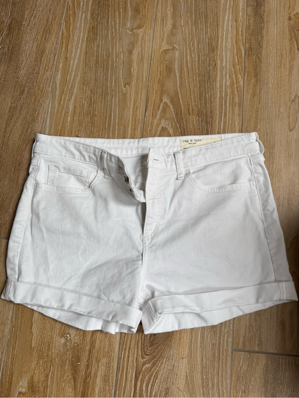 rag & bone White Dylan Short